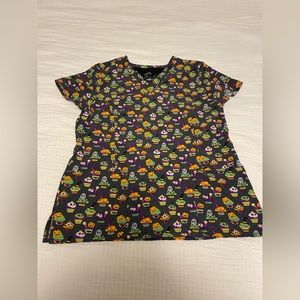 Maevn Halloween print scrub top, gently worn, size M